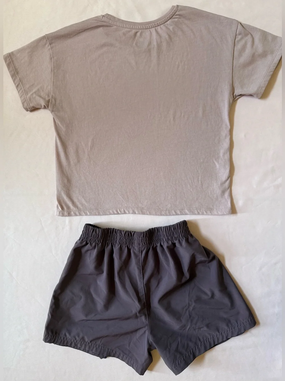 Aeropostale Kid’s Purple Tee & Cargo Shorts Set 10/12